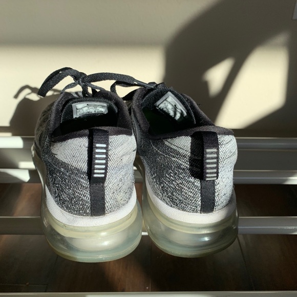 Nike Flyknit Airmax Oreo 2015 - Picture 8 of 9